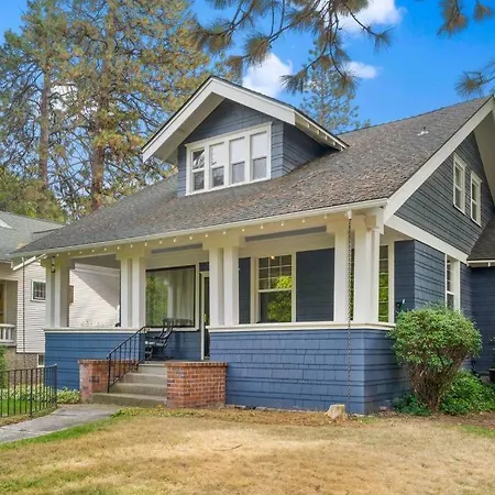 3Br Home Large Kitchen Mins To Dwntwn